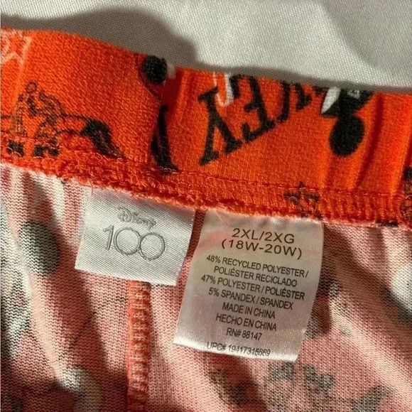 Womens size 2XL Disney pajama shorts,  #C614 - Picture 3 of 4